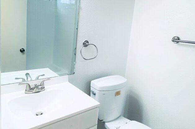 Studio, 1 bath, 460 sqft, $1,545, Unit 045#18