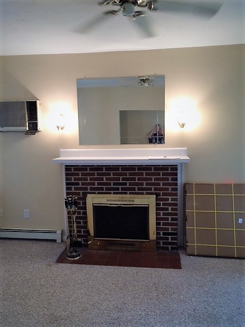 2 beds, 1 bath, 1,300 sqft, $2,200, Unit 2