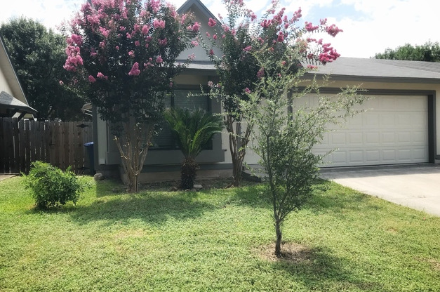3bed/2bath Super Cute House for Rent! Available NOW!