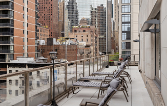 301 E 50 ST