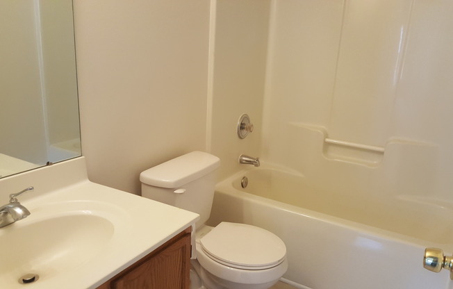 3 beds, 2 baths, $1,625