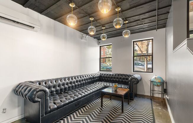 2 beds, 1 bath, 534 sqft, $2,300, Unit 201