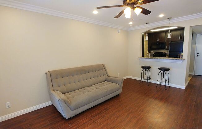 1 bed, 1 bath, 660 sqft, $2,350, Unit 211