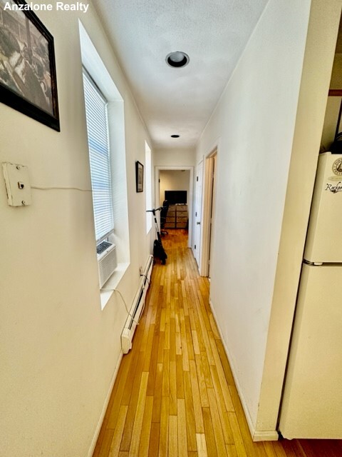 14 1/2 Hull St.