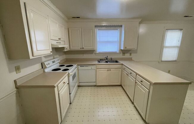 SH071-602 S Washington St.