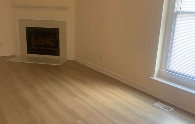 6133 Highcastle Court ~ Londonderry Townhome ~ Pets Negotiable ~ 3 brm~ 2 1/2 bath end unit