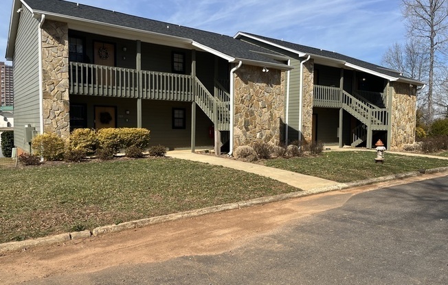 589 STARLIGHT DR