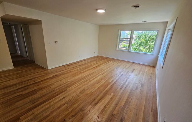 3 beds, 2 baths, 1,600 sqft, $3,195, Unit 402