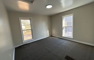 1 bed, 1 bath, $850, Unit UNIT 5