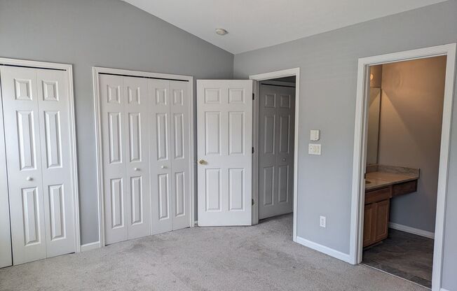2 beds, 2.5 baths, $1,650