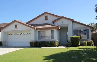 Stunning Home in Southwest Bakersfield!