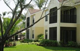 Lush Tropical Condo in North Naples