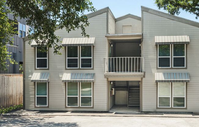 Clarksville - 1 Bedroom Townhome