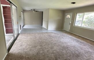 2 beds, 1 bath, $1,559