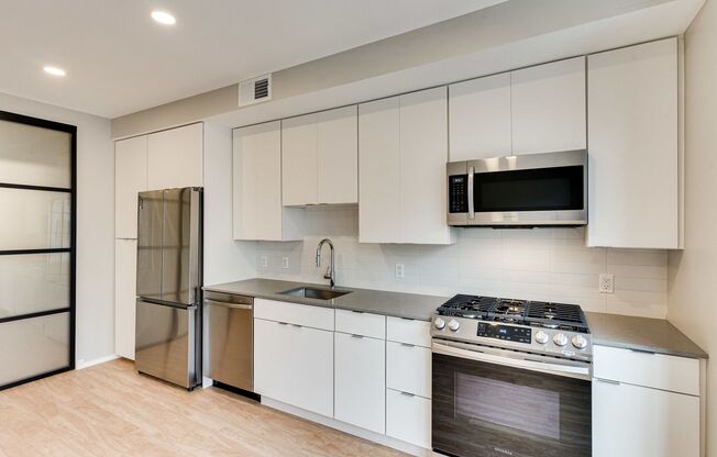 1 bed, 1 bath, 519 sqft, $2,675, Unit 311