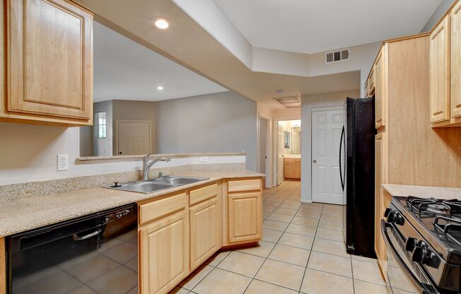 2 beds, 2 baths, $1,600