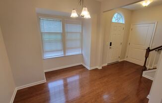 3 beds, 2.5 baths, $1,850