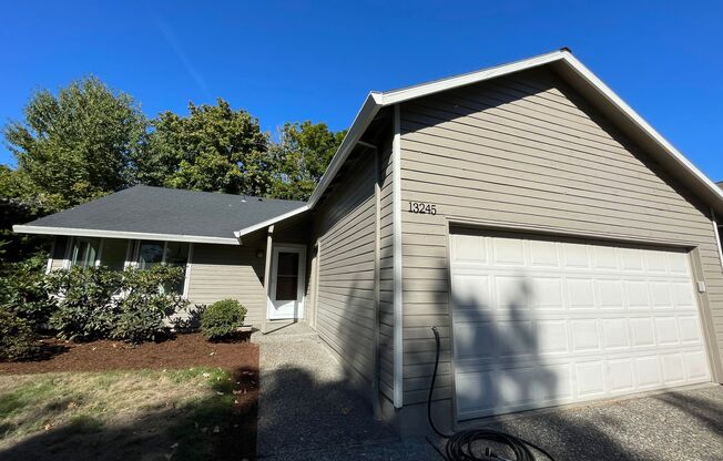 3 beds, 2 baths, $2,580