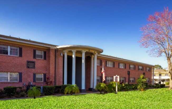 Lush Green Outdoor at Hibiscus Place Apartments, Florida, 32808