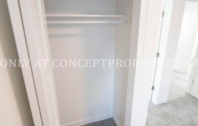 2 beds, 2 baths, 833 sqft, $1,699, Unit 513- (03)