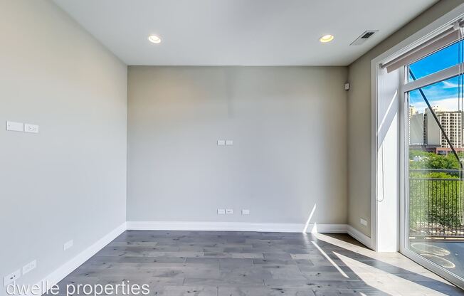 317 W Evergreen Ave