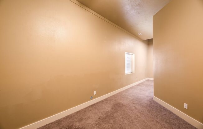 2 beds, 1 bath, $1,500