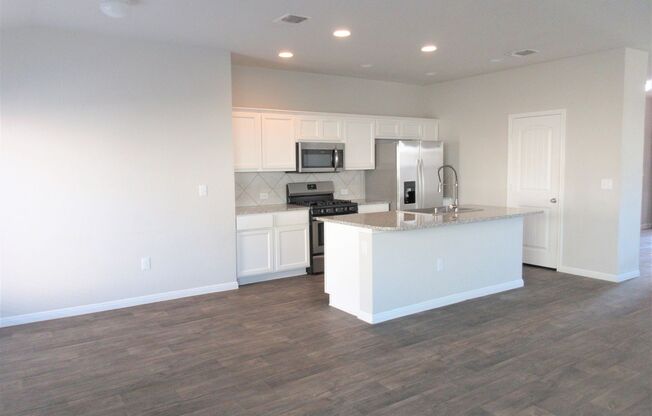 Home in Pioneer Crossing