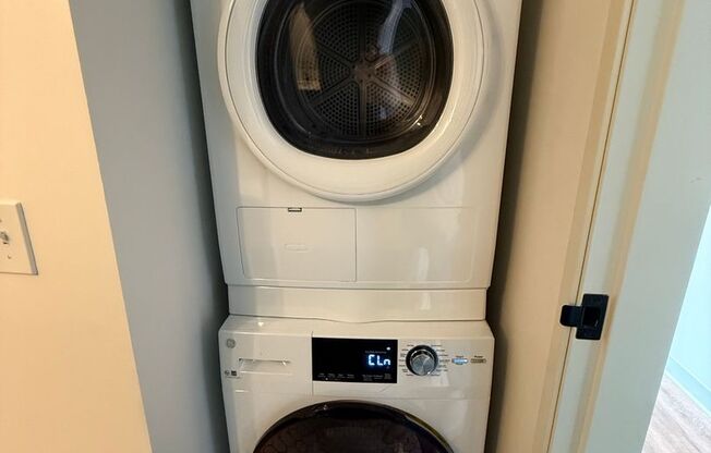 1 bed, 1 bath, 635 sqft, $1,650, Unit Unit 212