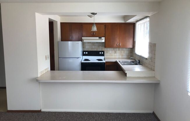 1 bed, 1 bath, 625 sqft, $880