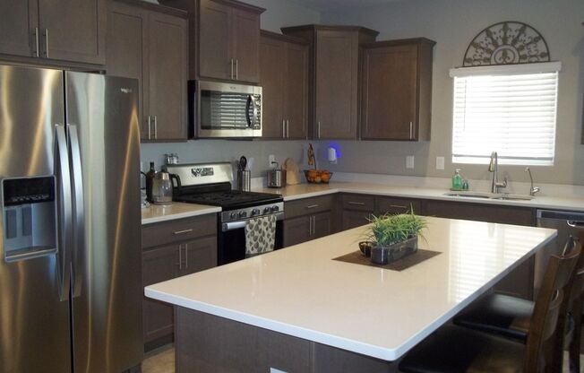 Stunning Fully furnished home 3 bed 2.5 baths 2056 sq ft w/heated pool!!! Must see will rent fast!