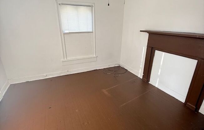 1 Bedroom 1 Bath House Available to Rent for $695/ Mo.