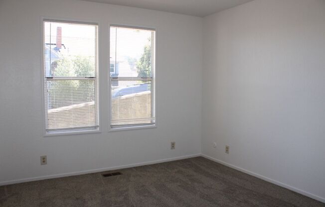 2 beds, 1 bath, $1,850