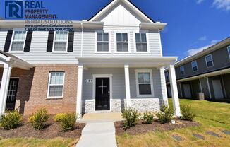 Wonderful 1-yr old 3BR end unit townhome in Cedar Station in Lebanon!