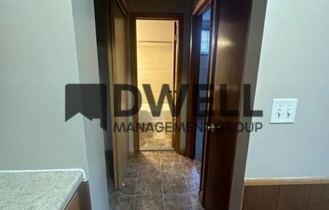 1 bed, 1 bath, $825, Unit 1893 - 1