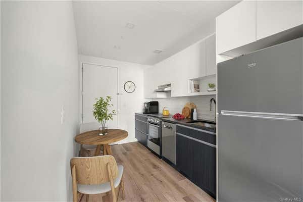 Studio, 1 bath, 362 sqft, $2,541, Unit 707