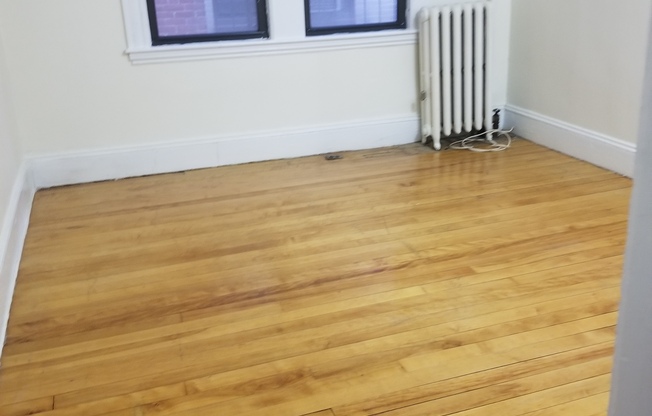 11 EVERETT ST