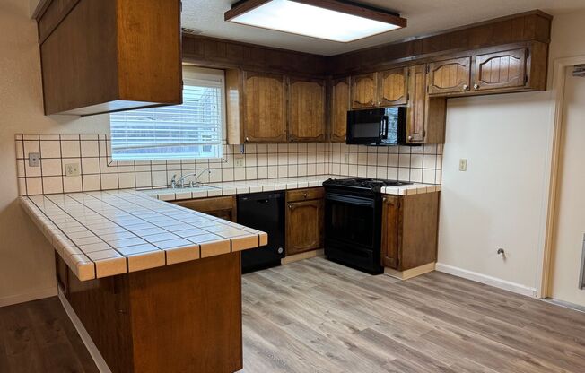 3 beds, 2 baths, $2,400