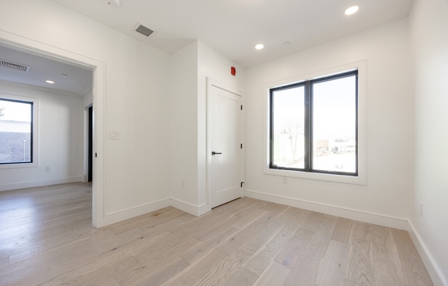 1 bed, 1 bath, 688 sqft, $2,950, Unit 209