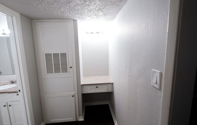 Beautiful recently remodeled apartment! / Apartamento recien remodelado