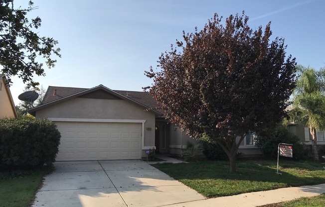 2923 W. JEROME AVE. 4 BED 2 BATH - SHANNON RANCH - VISALIA