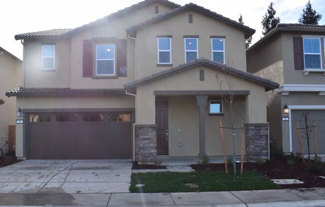 Beautiful Brand New Home located in the Verona Destinations gated community