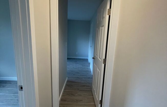 Kaneohe Duplex - Downstairs unit 2 bedrooms, 1.5 bath with 2 parking stalls - Avail now!