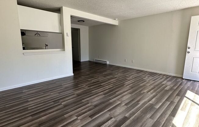 1 bed, 1 bath, 725 sqft, $1,195, Unit # 12828