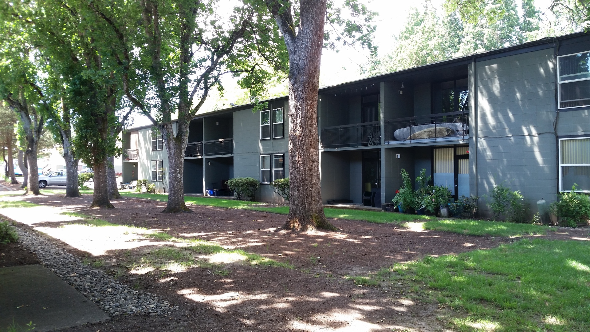 Milan Apartments