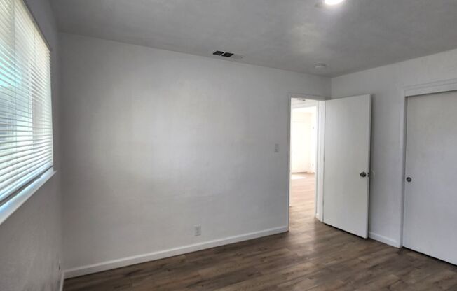 2 beds, 1 bath, $2,250