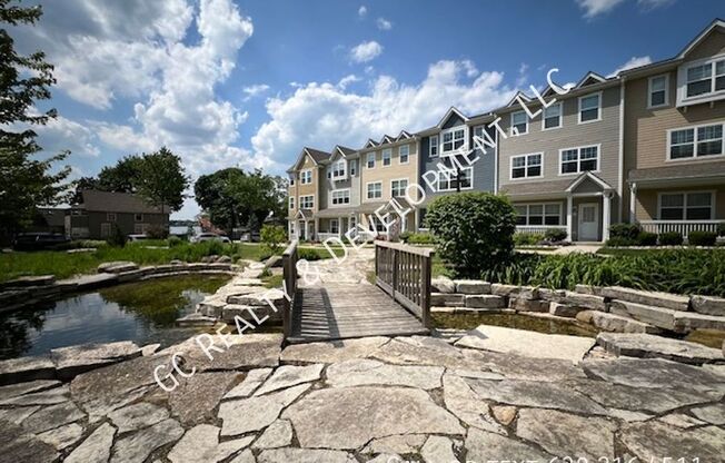 54 LAKEVIEW PL