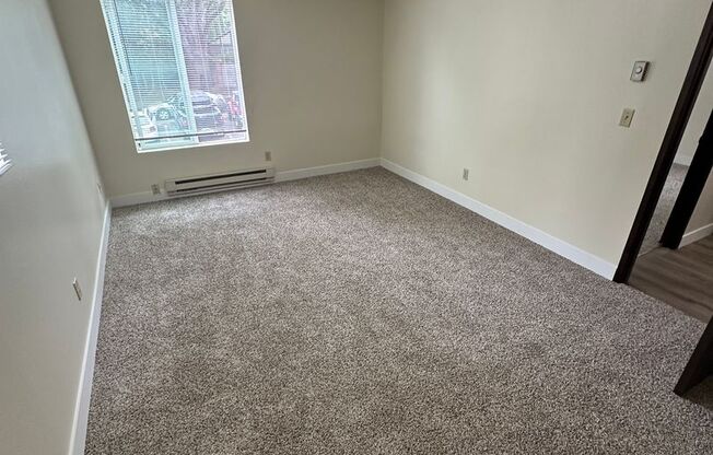 (946) 2790-H - Beautiful 2-bedroom/1-bath