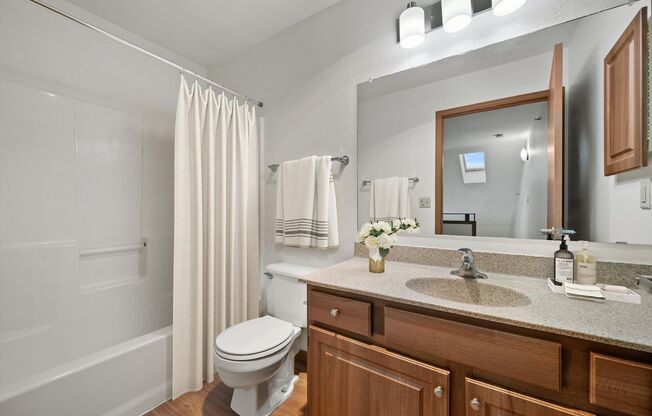 1 bed, 1 bath, 850 sqft, $1,545, Unit 309