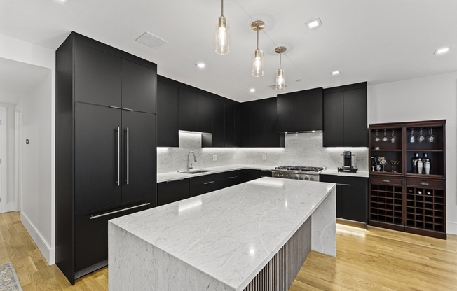 8 MERCER