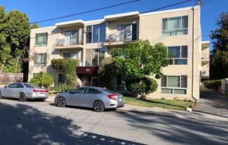 1 bed, 1 bath, $2,425, Unit 205